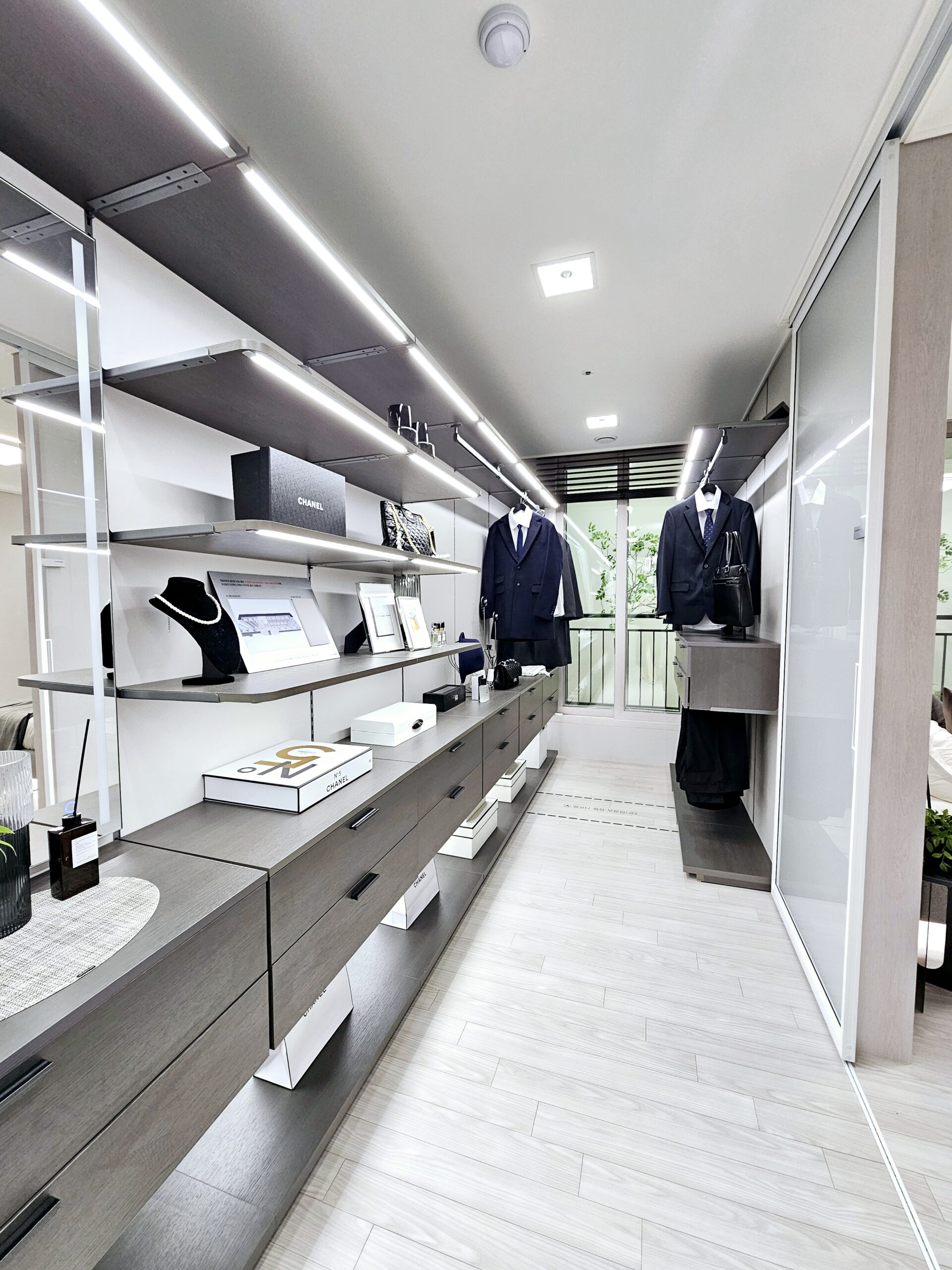 지제역 반도체밸리 쌍용 더 플래티넘 드레스룸